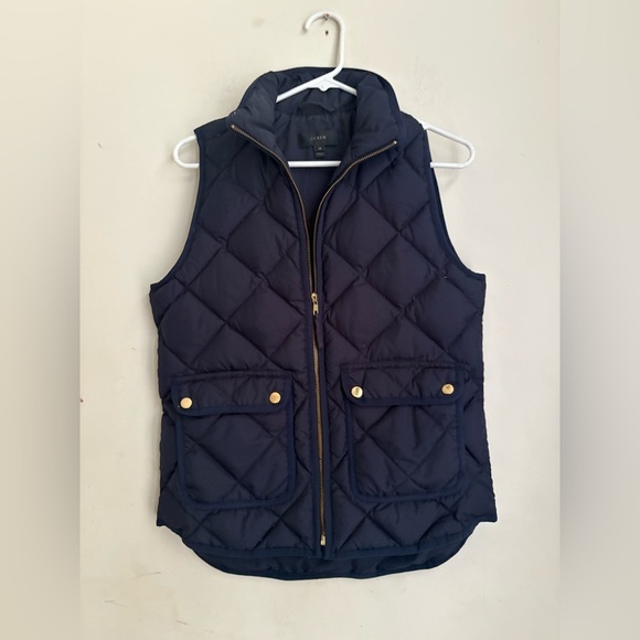 J. Crew Tops - J. CREW Puffer Vest Quilted Full Zip Women's Navy Blue Primaloft XS Snap Pocket